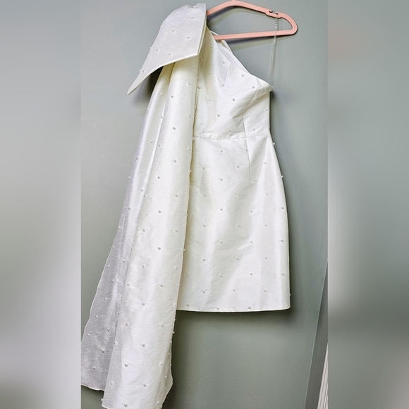 Sachin & Babi Pippa One-Shoulder Pearl-Embellished Bridal Wedding Mini Dress, 0 - Picture 9 of 15